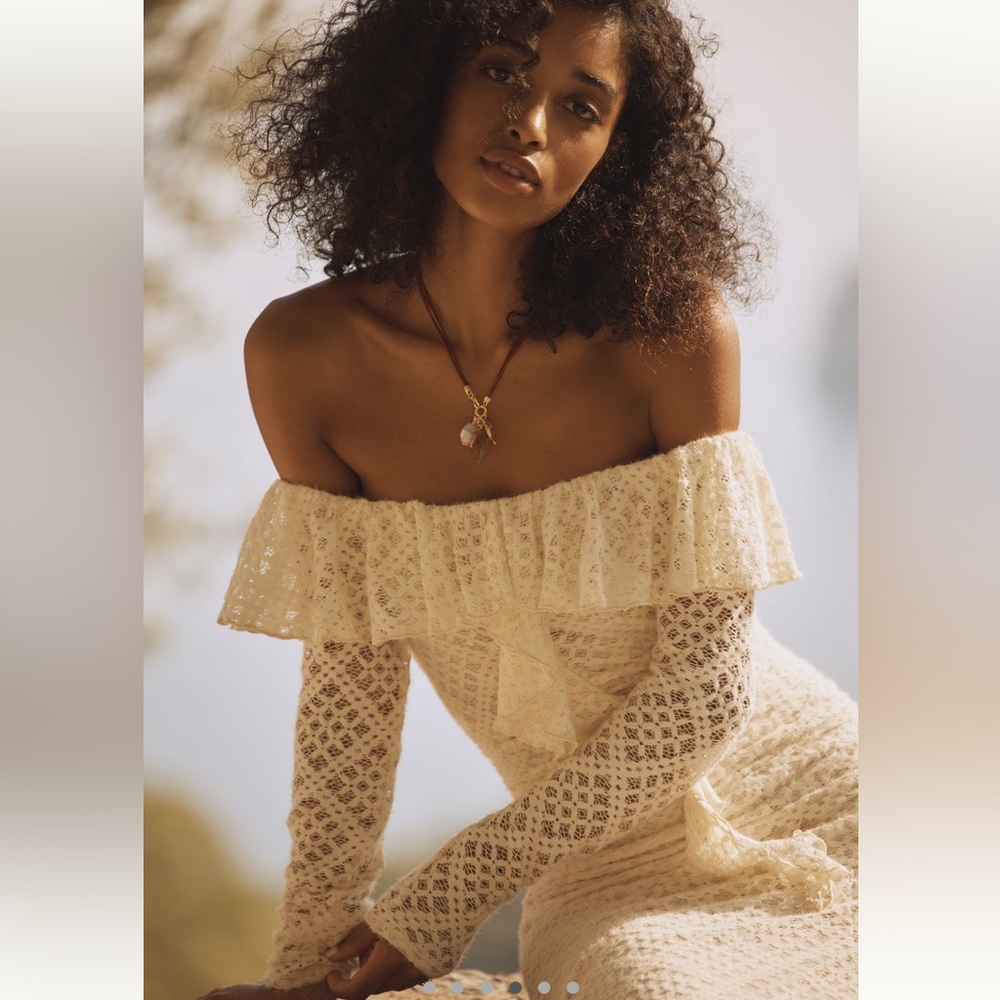 ASTR Dorian Off-Shoulder Ivory Lace Midi Dress - Picture 3 of 10